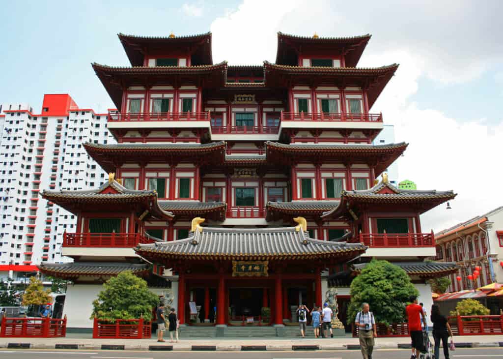 Buddha Tooth Relic Temple Singapore Chinatown.