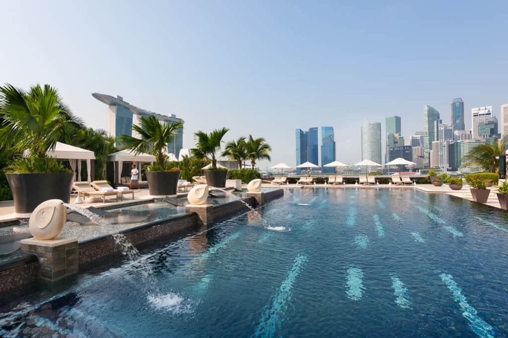 Mandarin Oriental hotel Singapore swimming pool.