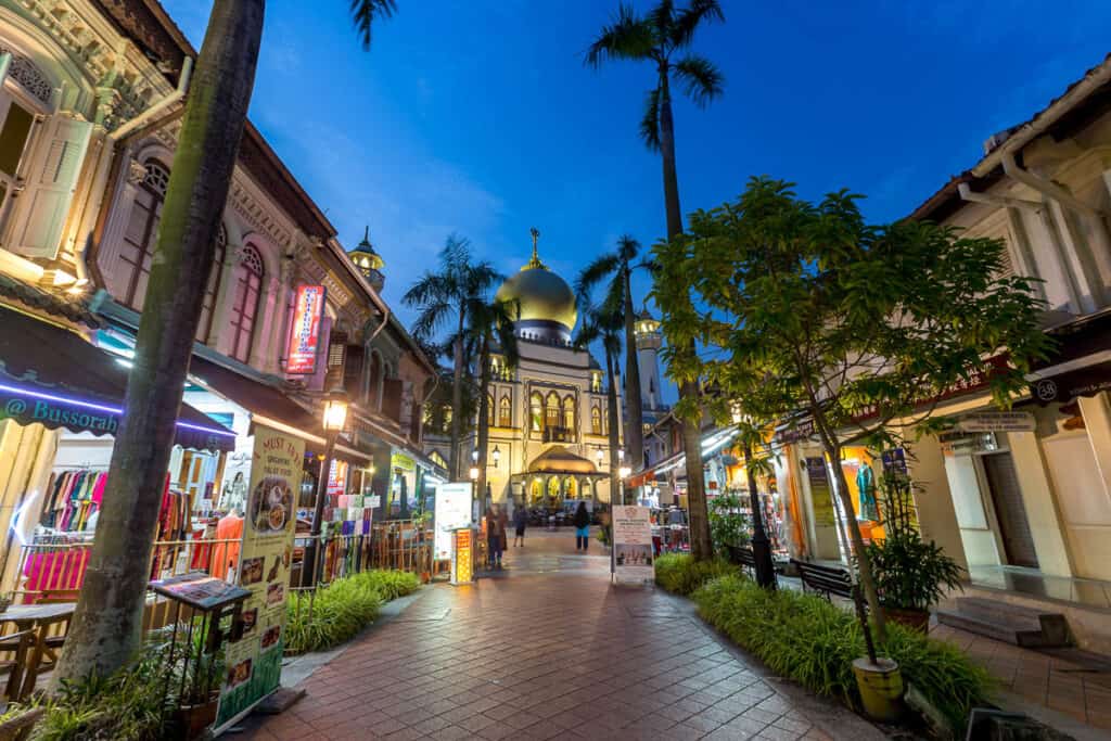 Sultan Mosque Kampong Glam at night.