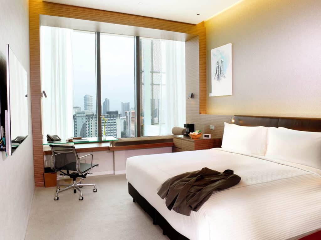 One Farrer Singapore hotel room.